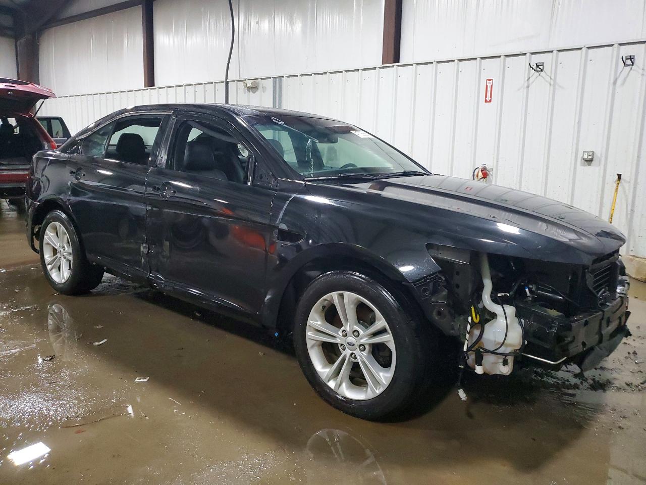 2015 FORD TAURUS SEL photo 4