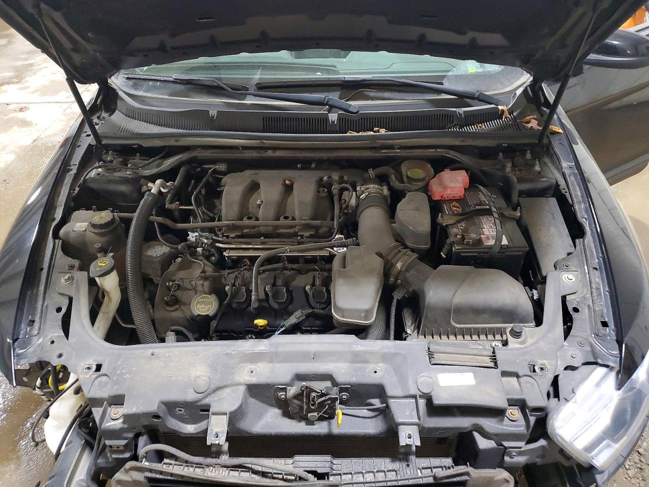 2015 FORD TAURUS SEL photo 11