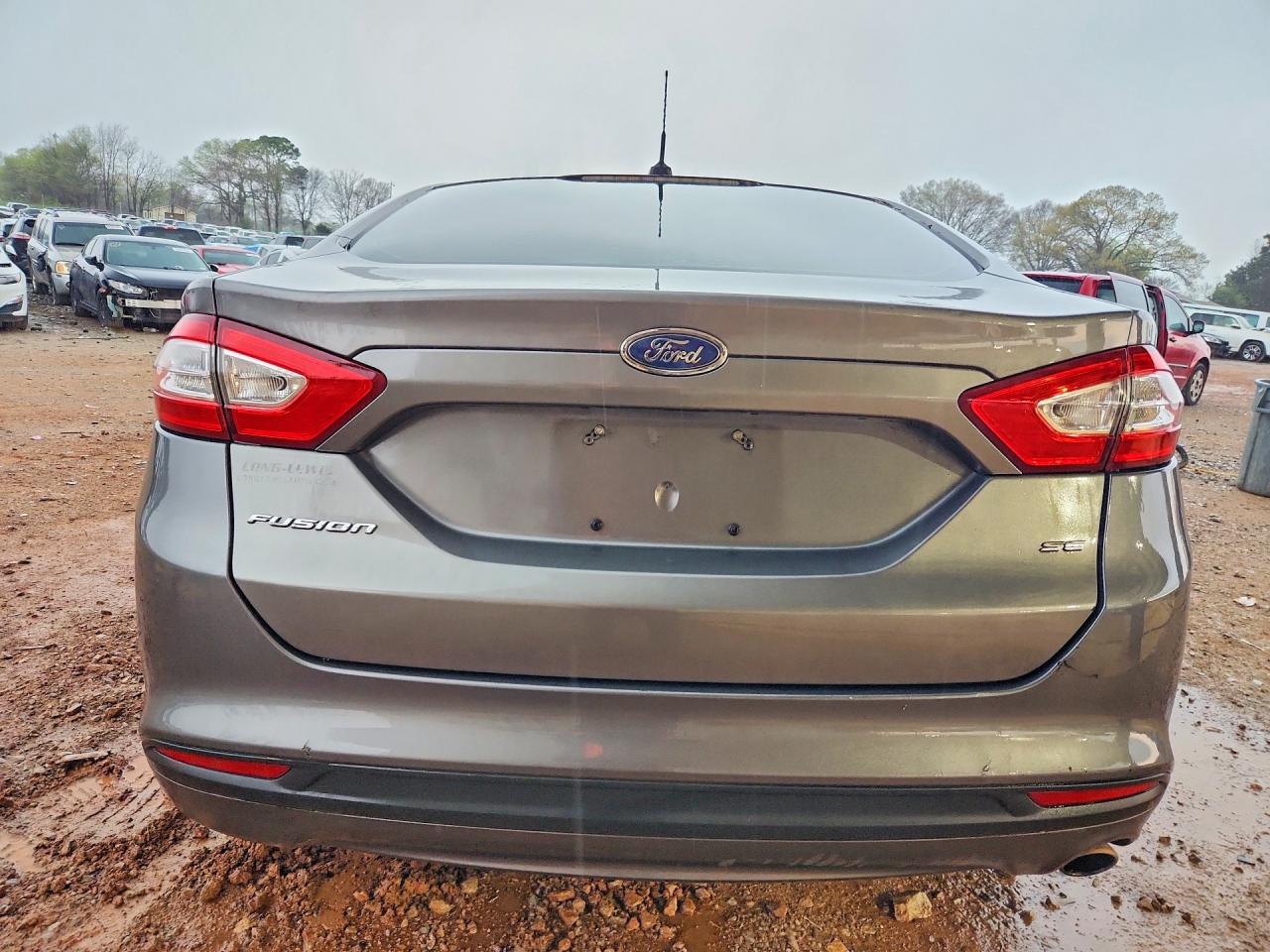 2013 FORD FUSION SE photo 6