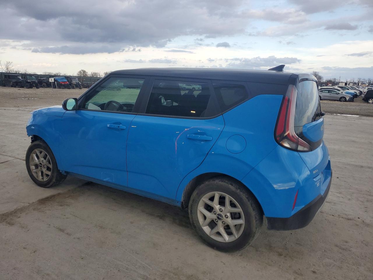 2025 KIA SOUL S photo 3