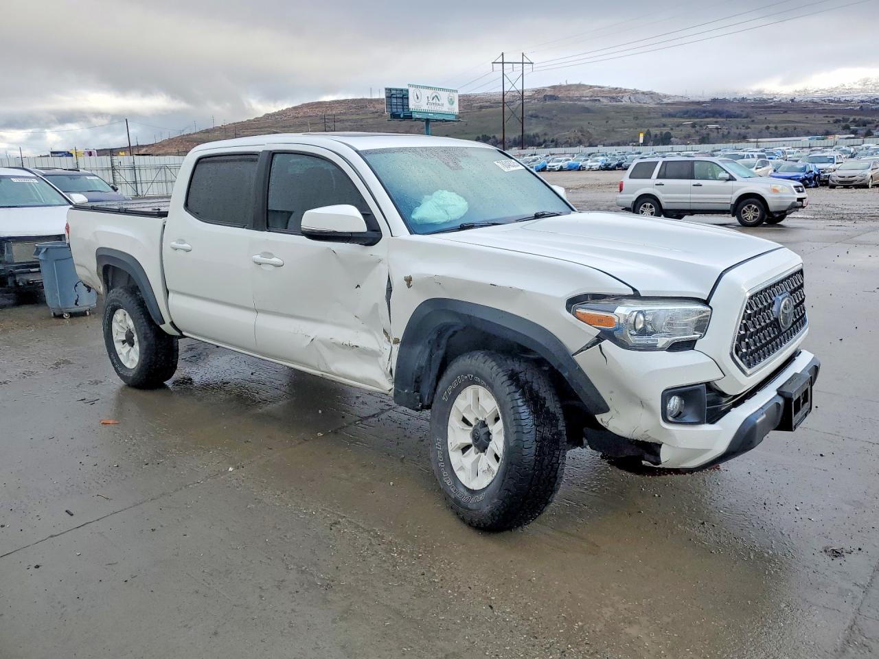 2019 TOYOTA TACOMA TRD OFF-ROAD photo 7