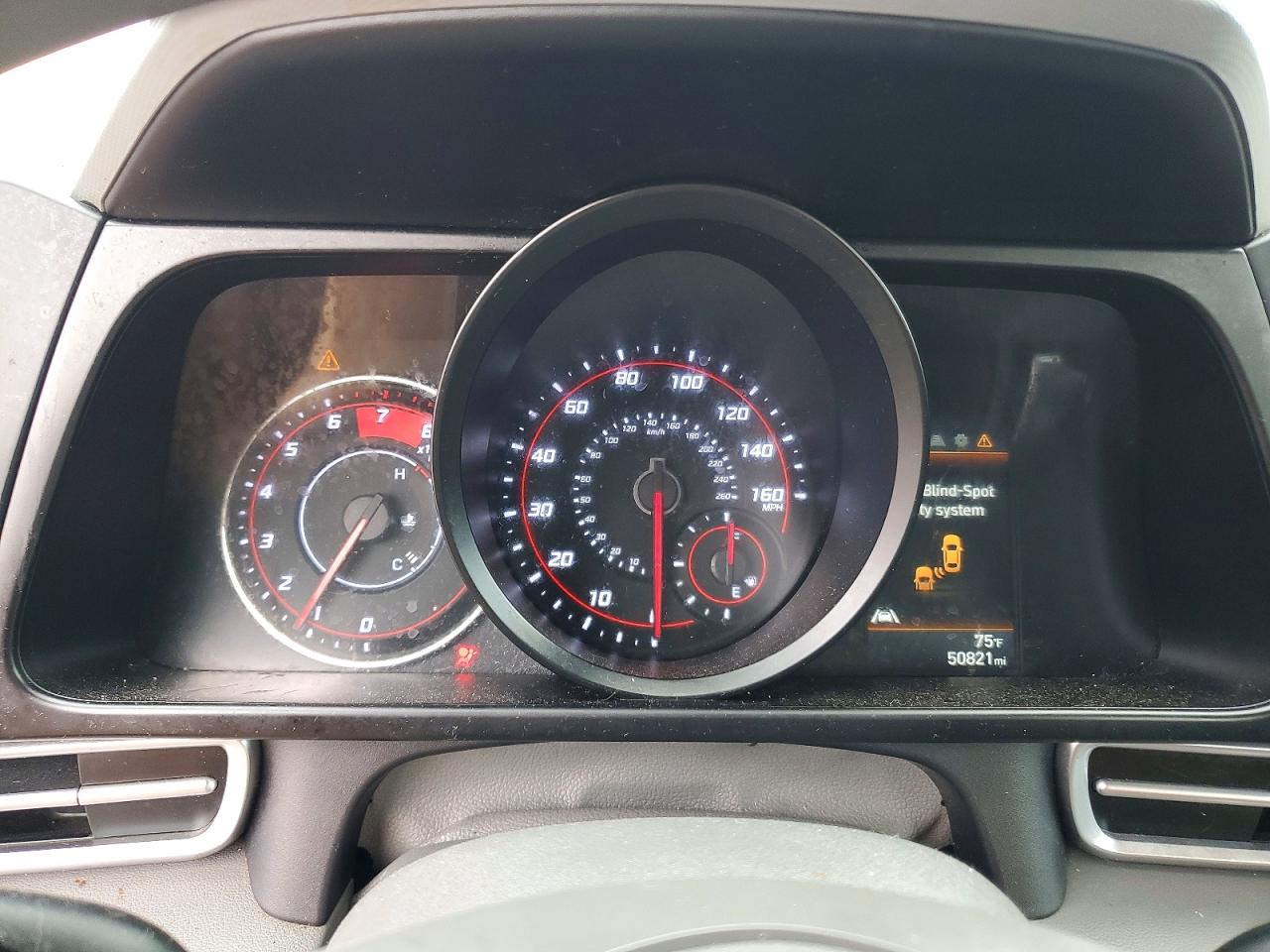 2022 HYUNDAI ELANTRA SEL photo 17