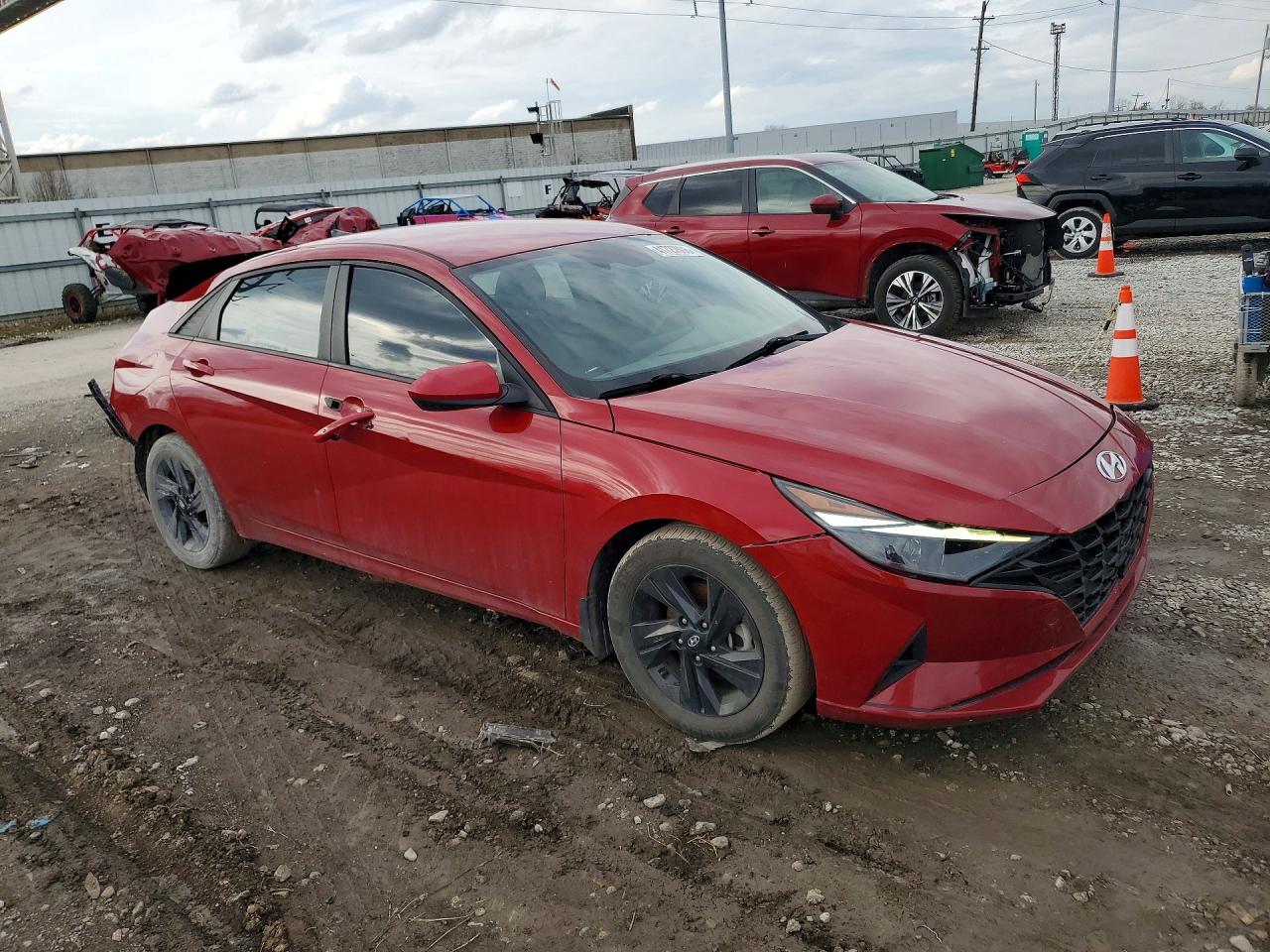 2022 HYUNDAI ELANTRA SEL photo 7