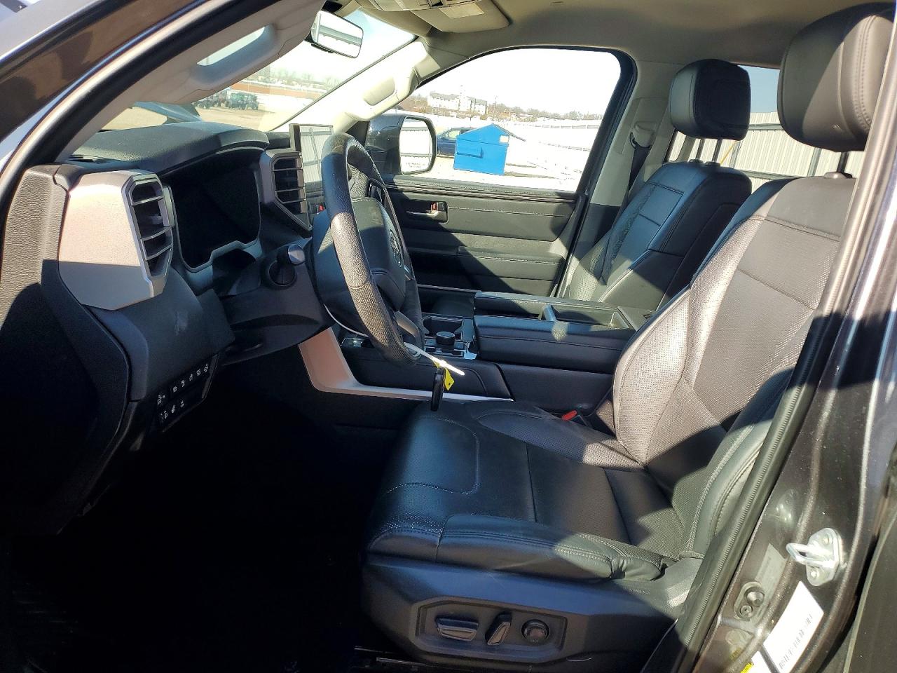 2024 TOYOTA TUNDRA LIMITED HV photo 19