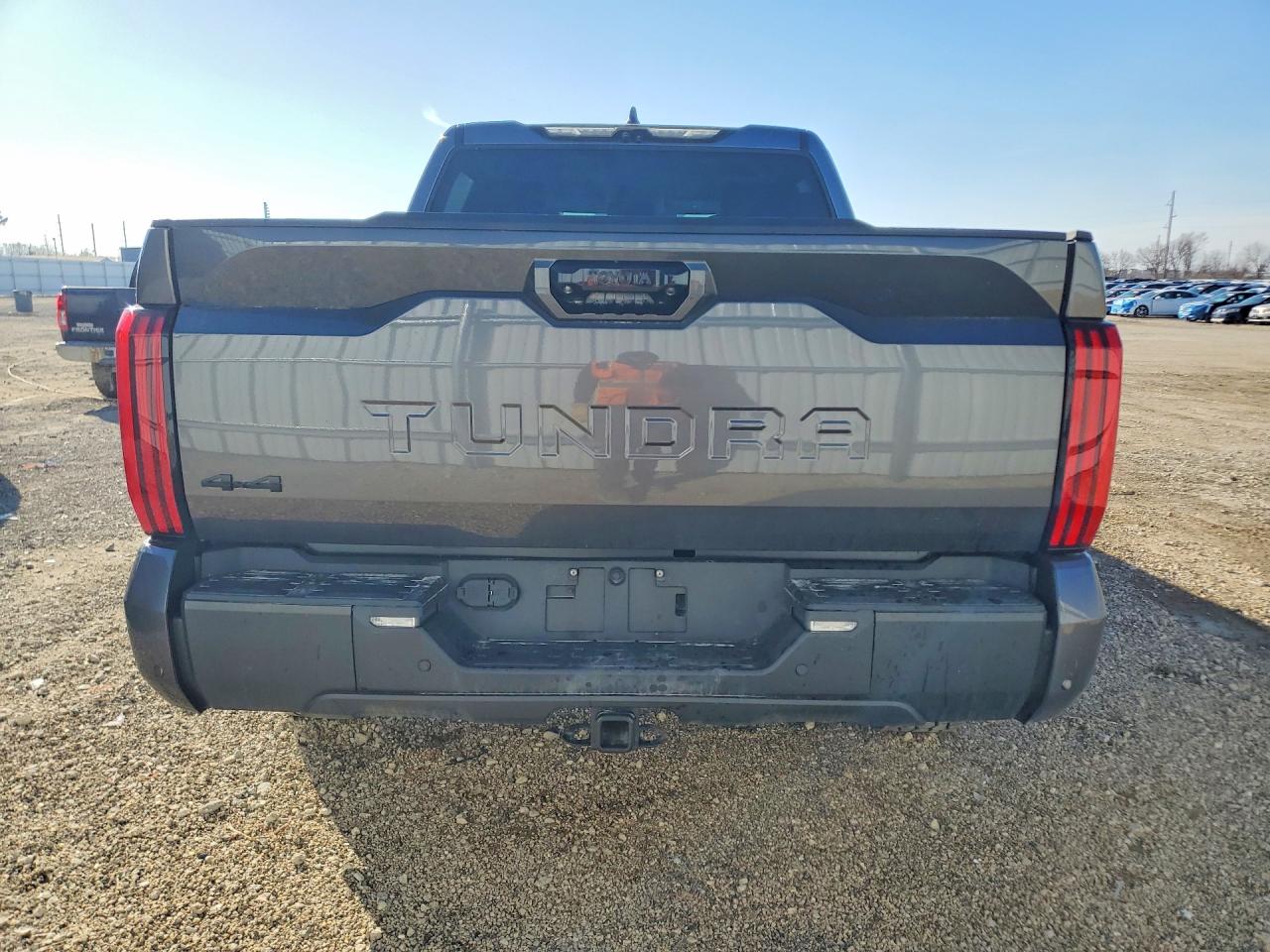 2024 TOYOTA TUNDRA LIMITED HV photo 16