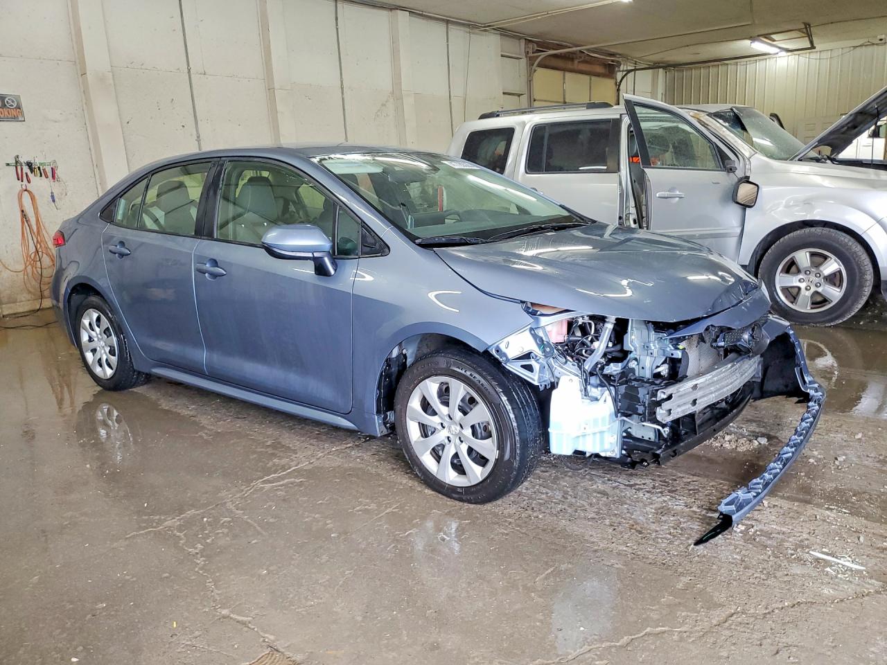 2021 TOYOTA COROLLA LE photo 7