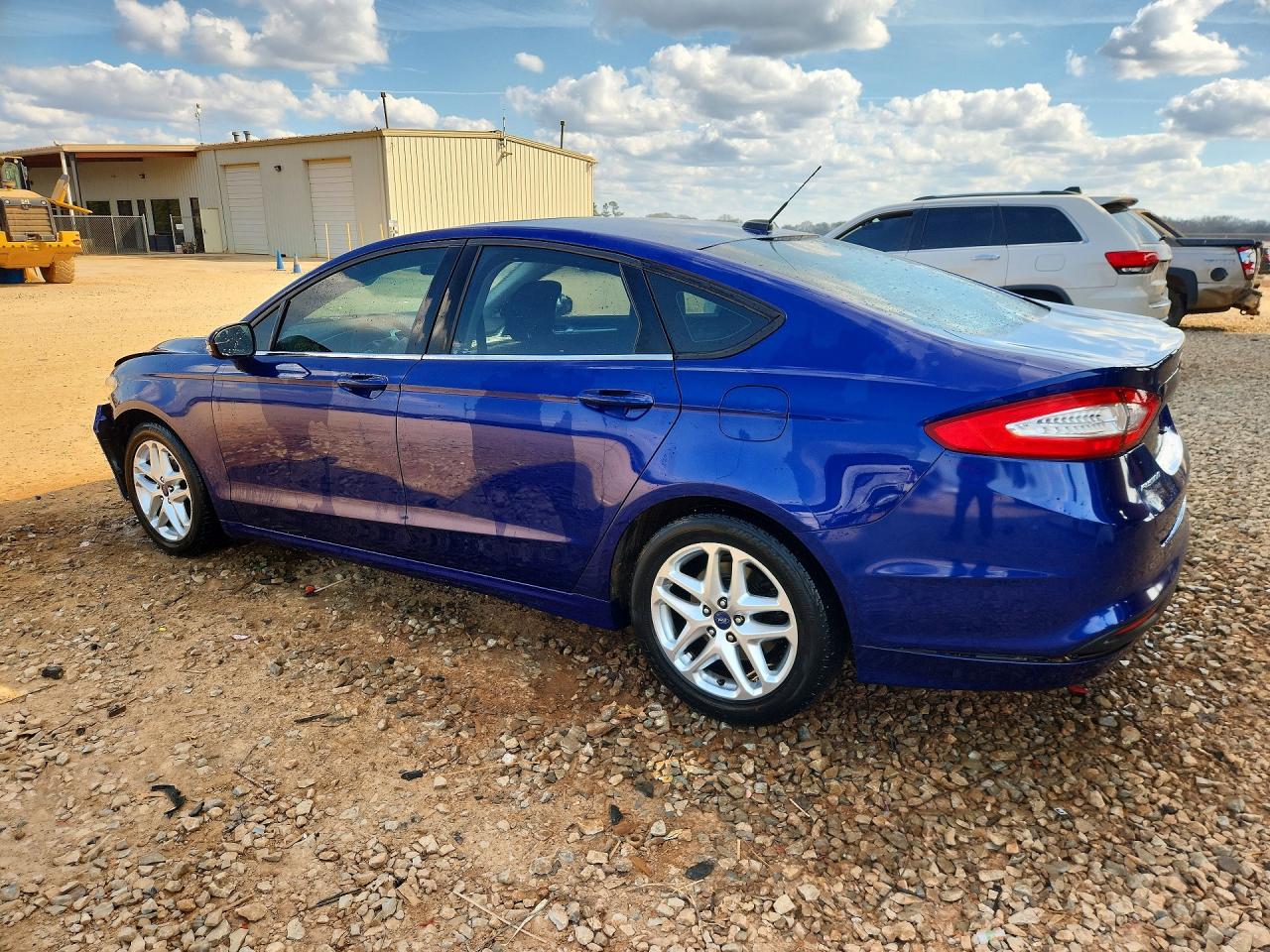 2013 FORD FUSION SE photo 2