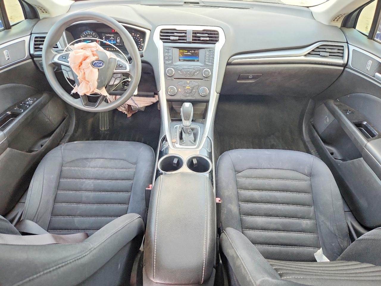2013 FORD FUSION SE photo 8