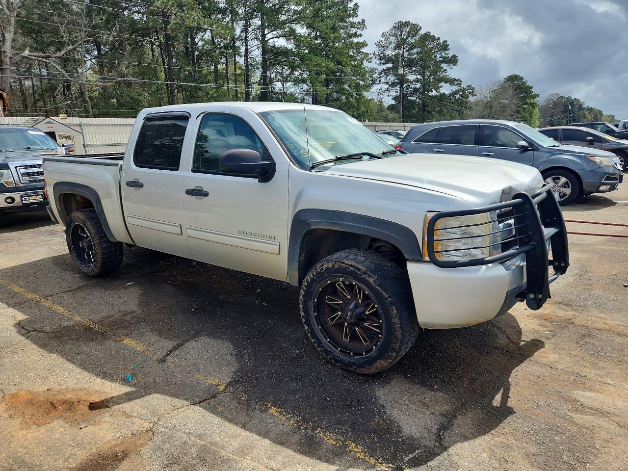 2010 CHEVROLET SILVERADO K1500 LT photo 7