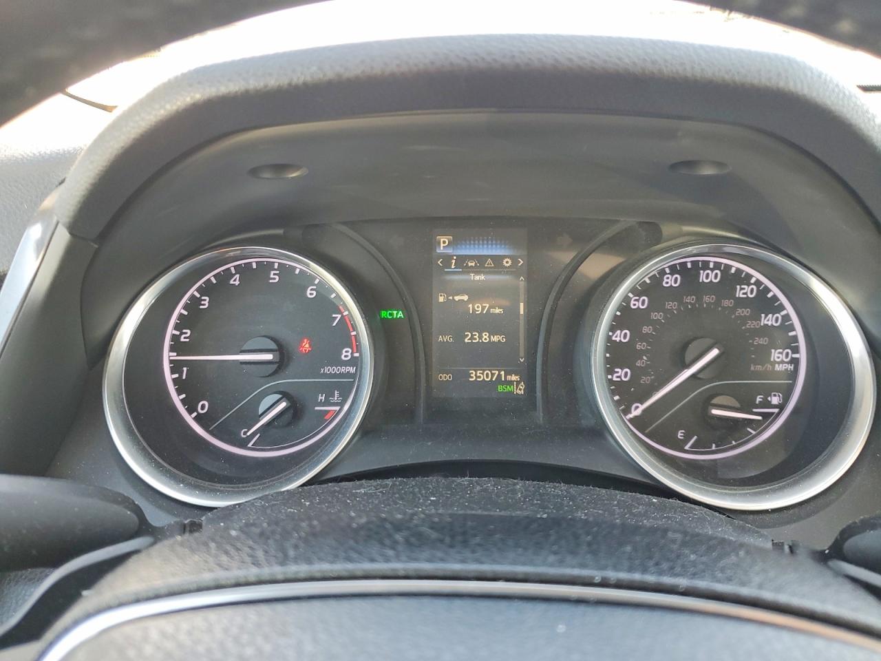 2018 TOYOTA CAMRY SE photo 9