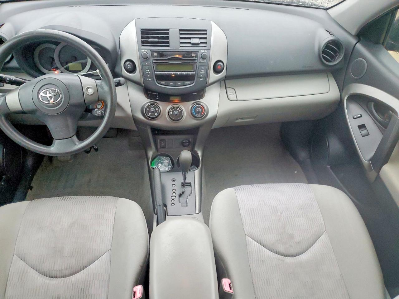 2011 TOYOTA RAV4 photo 15