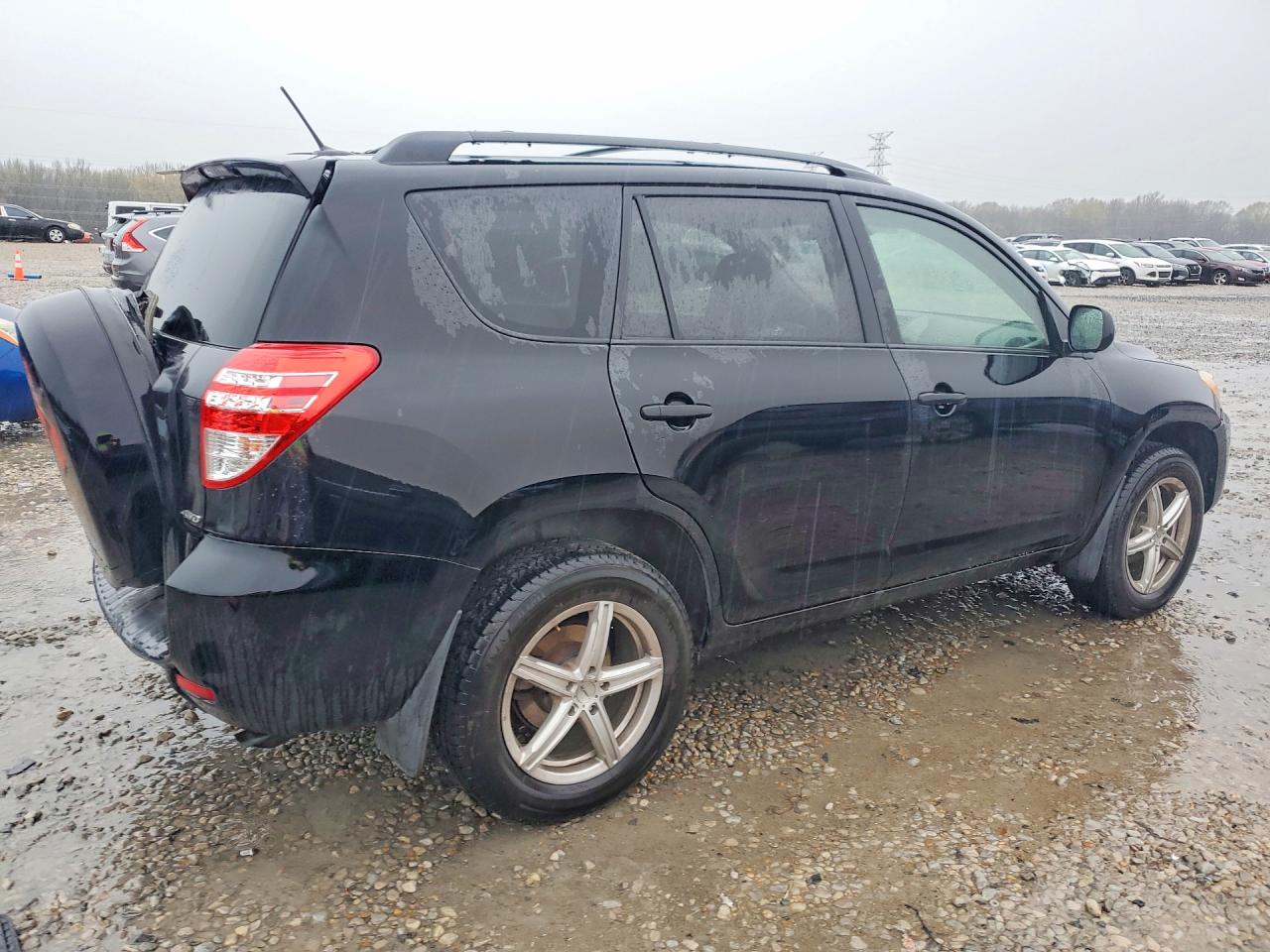 2011 TOYOTA RAV4 photo 5