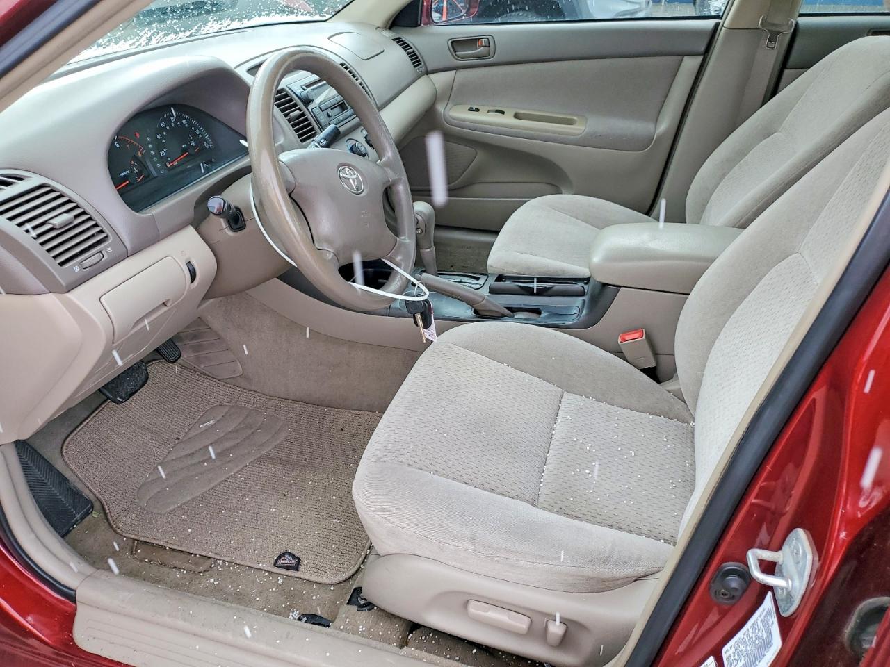 2003 TOYOTA CAMRY LE photo 13