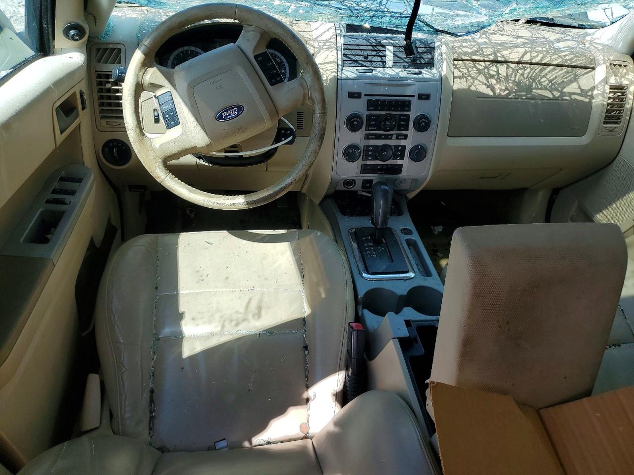 2011 FORD ESCAPE XLT photo 15
