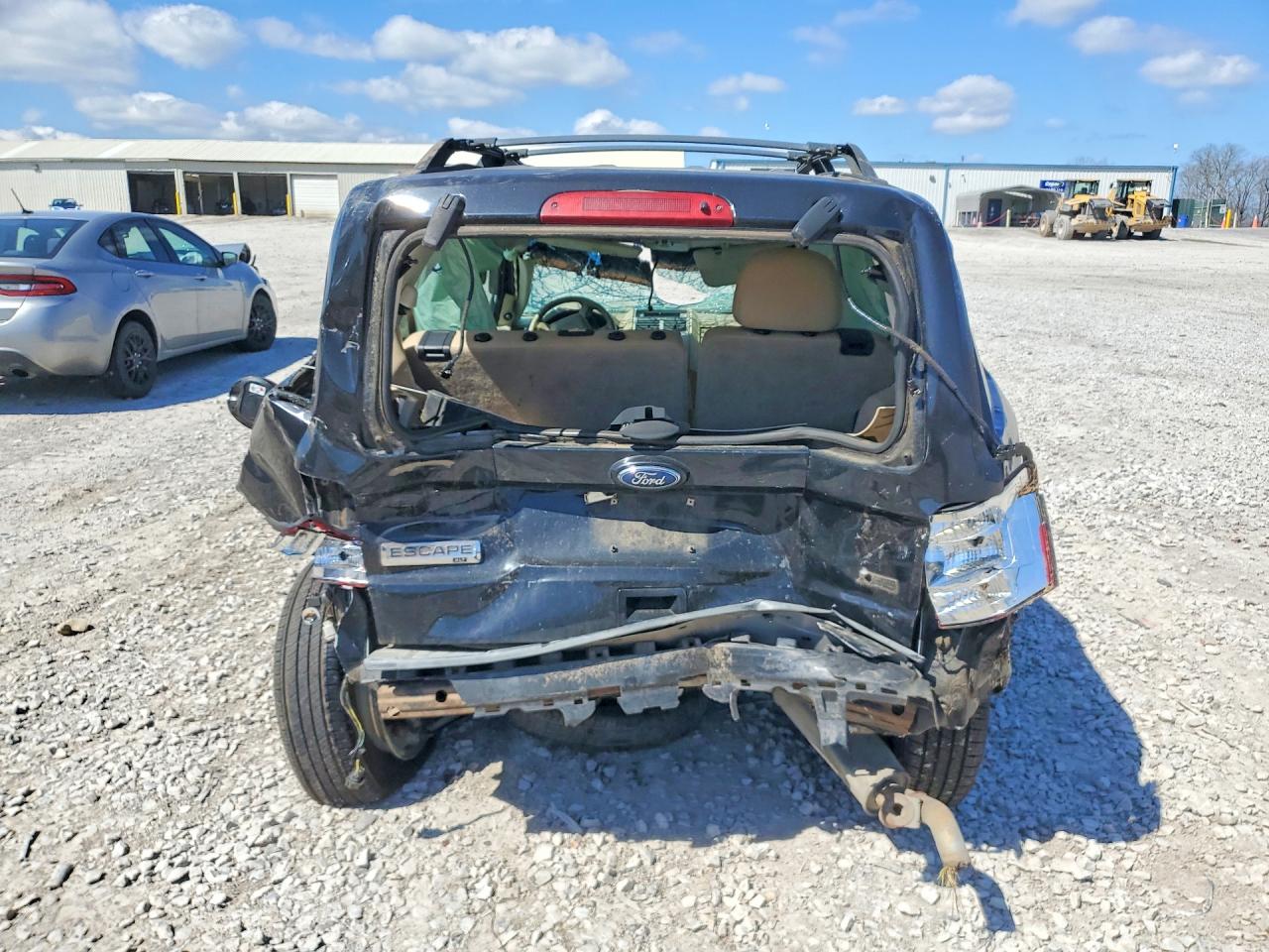 2011 FORD ESCAPE XLT photo 11