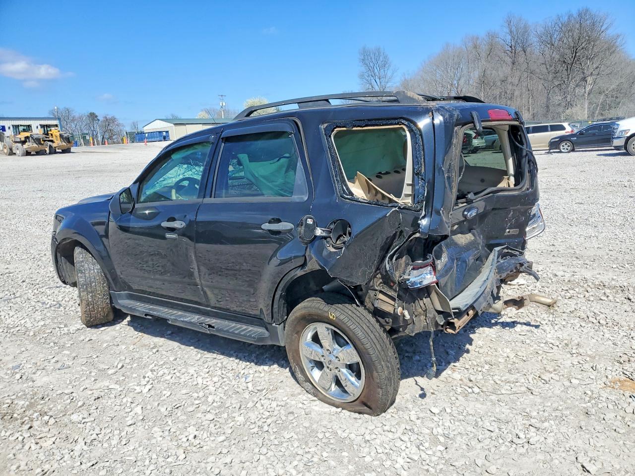 2011 FORD ESCAPE XLT photo 3