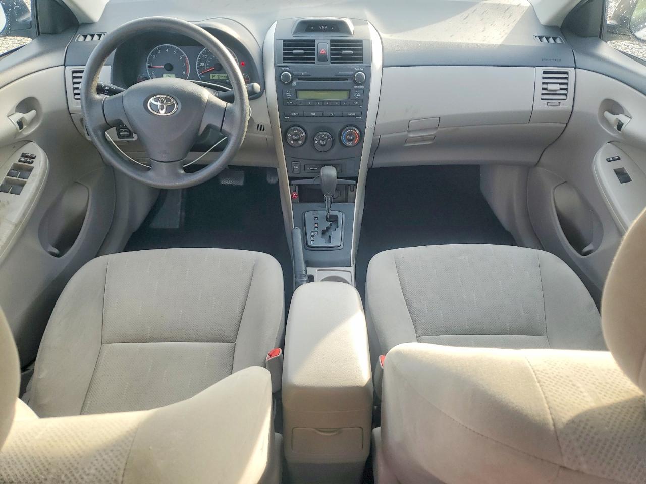 2012 TOYOTA COROLLA L photo 15