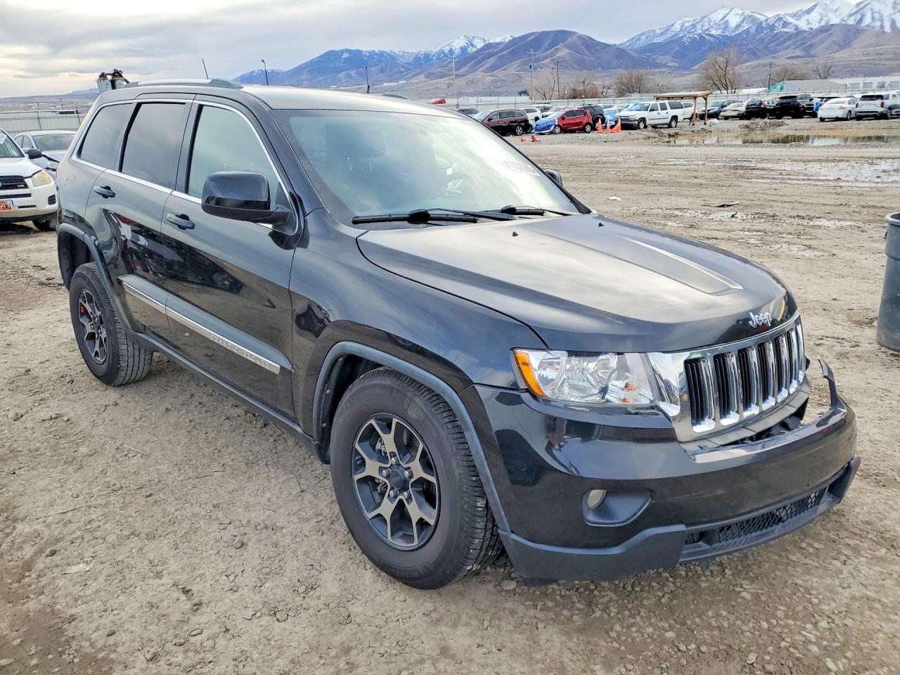 2011 JEEP GRAND CHEROKEE LAREDO photo 10
