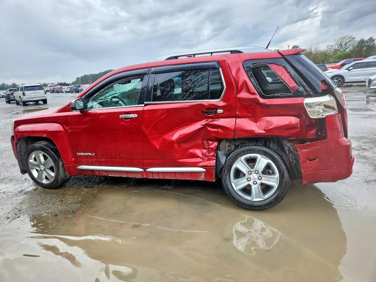 2013 GMC TERRAIN DENALI photo 3
