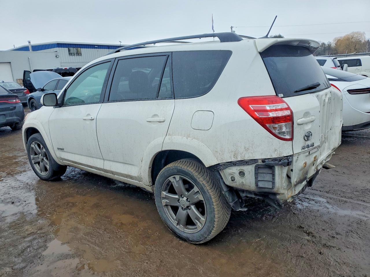 2011 TOYOTA RAV4 SPORT photo 3