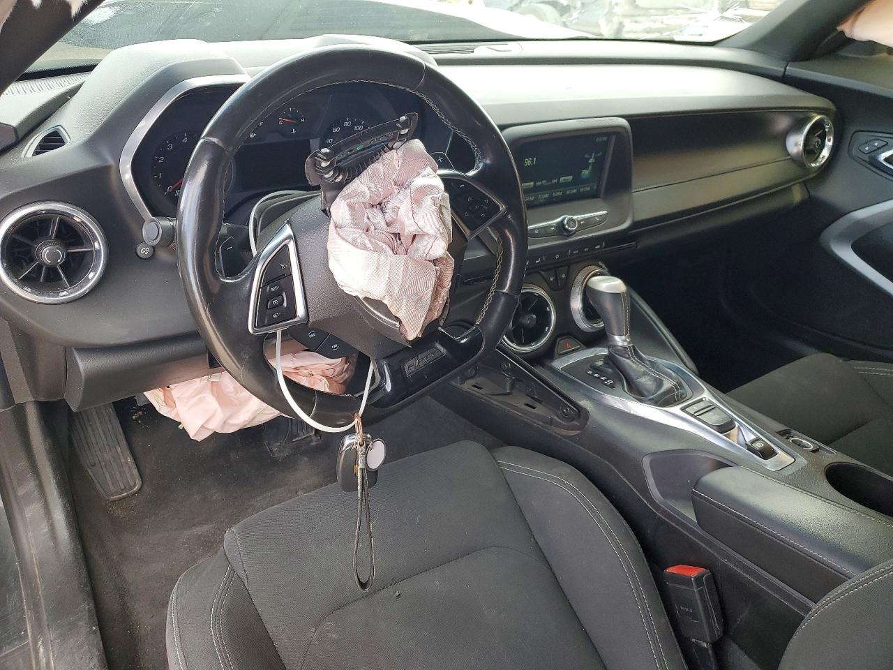 2017 CHEVROLET CAMARO LT photo 29