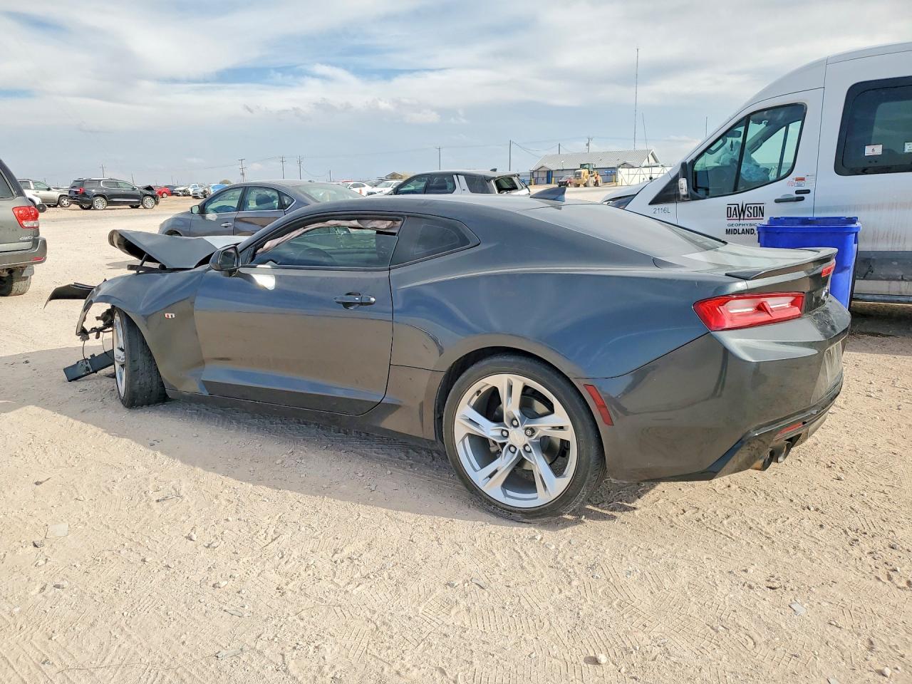 2017 CHEVROLET CAMARO LT photo 5