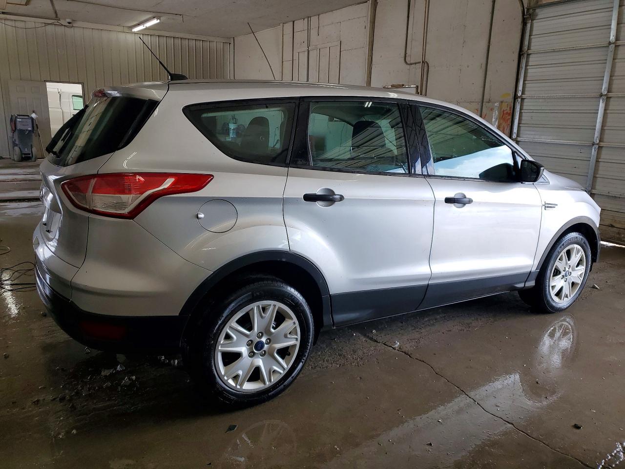 2016 FORD ESCAPE S photo 3
