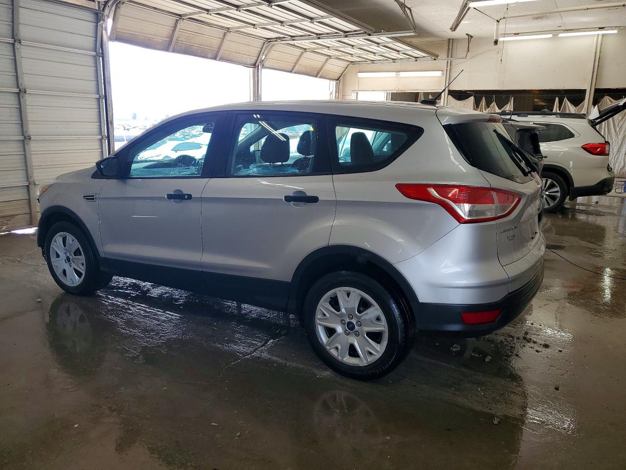2016 FORD ESCAPE S photo 2