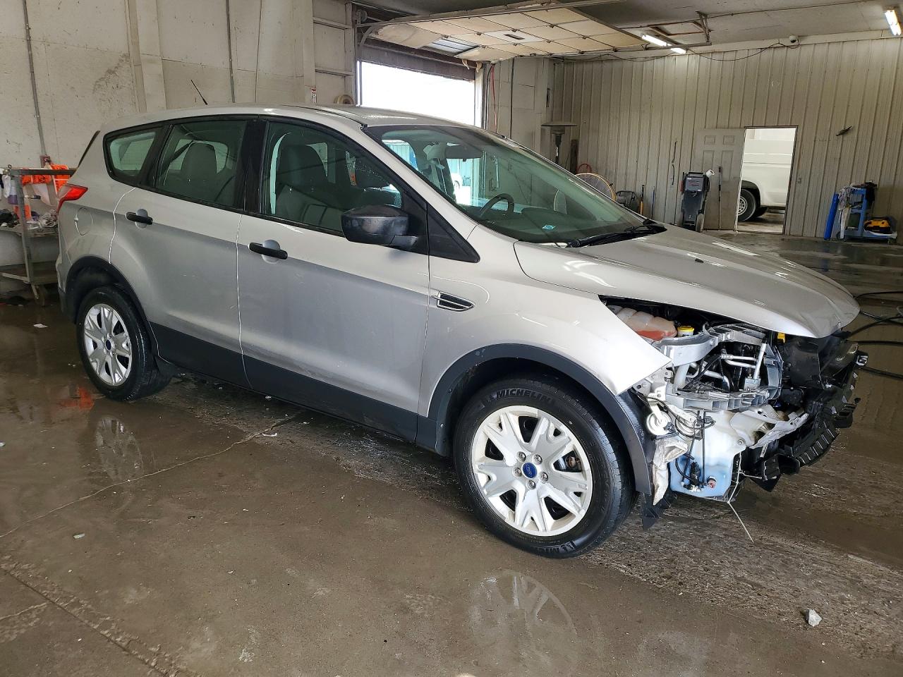 2016 FORD ESCAPE S photo 4