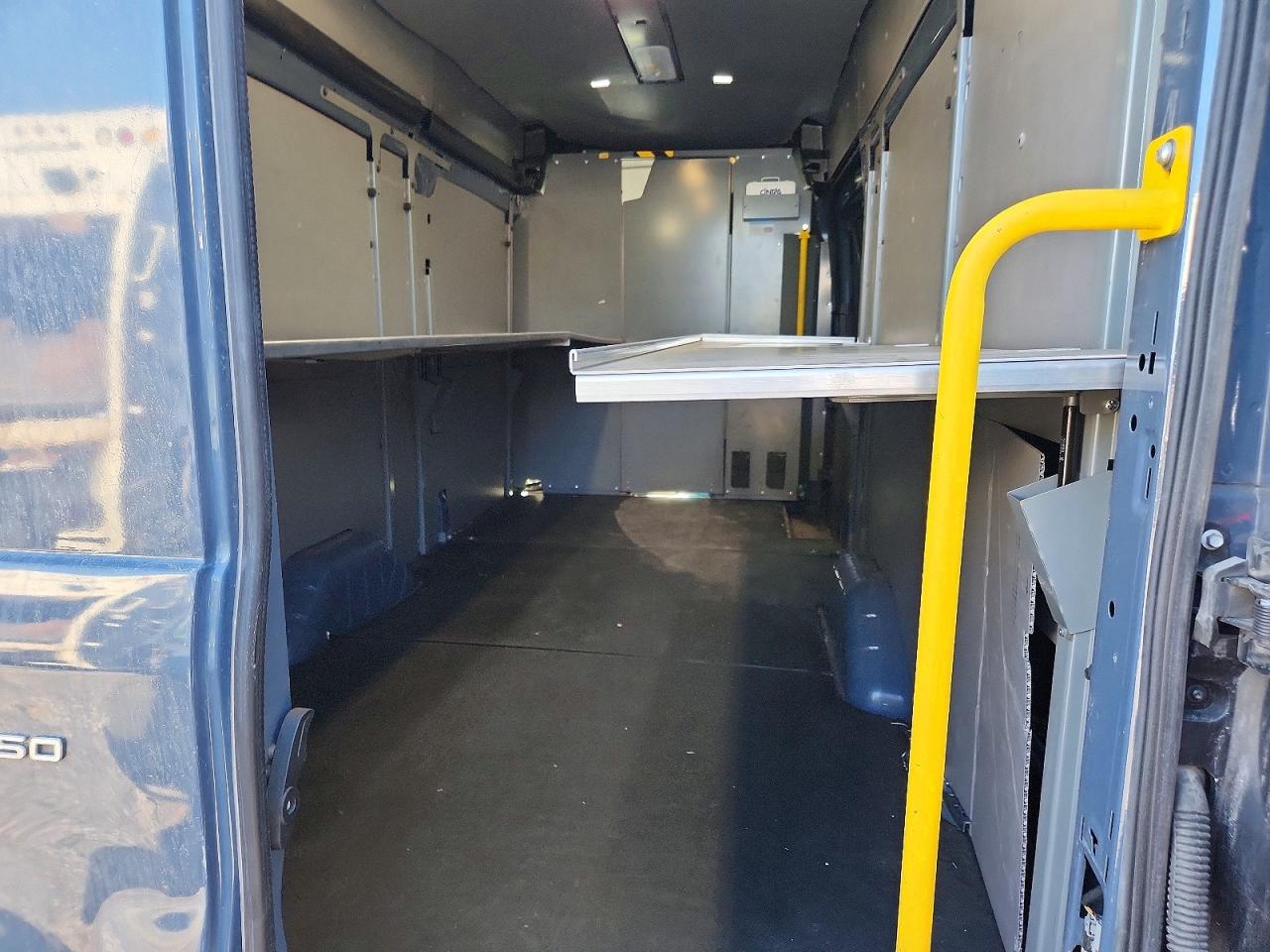 2020 FORD TRANSIT 250 EL HIGH ROOF DELIVERY VAN photo 19