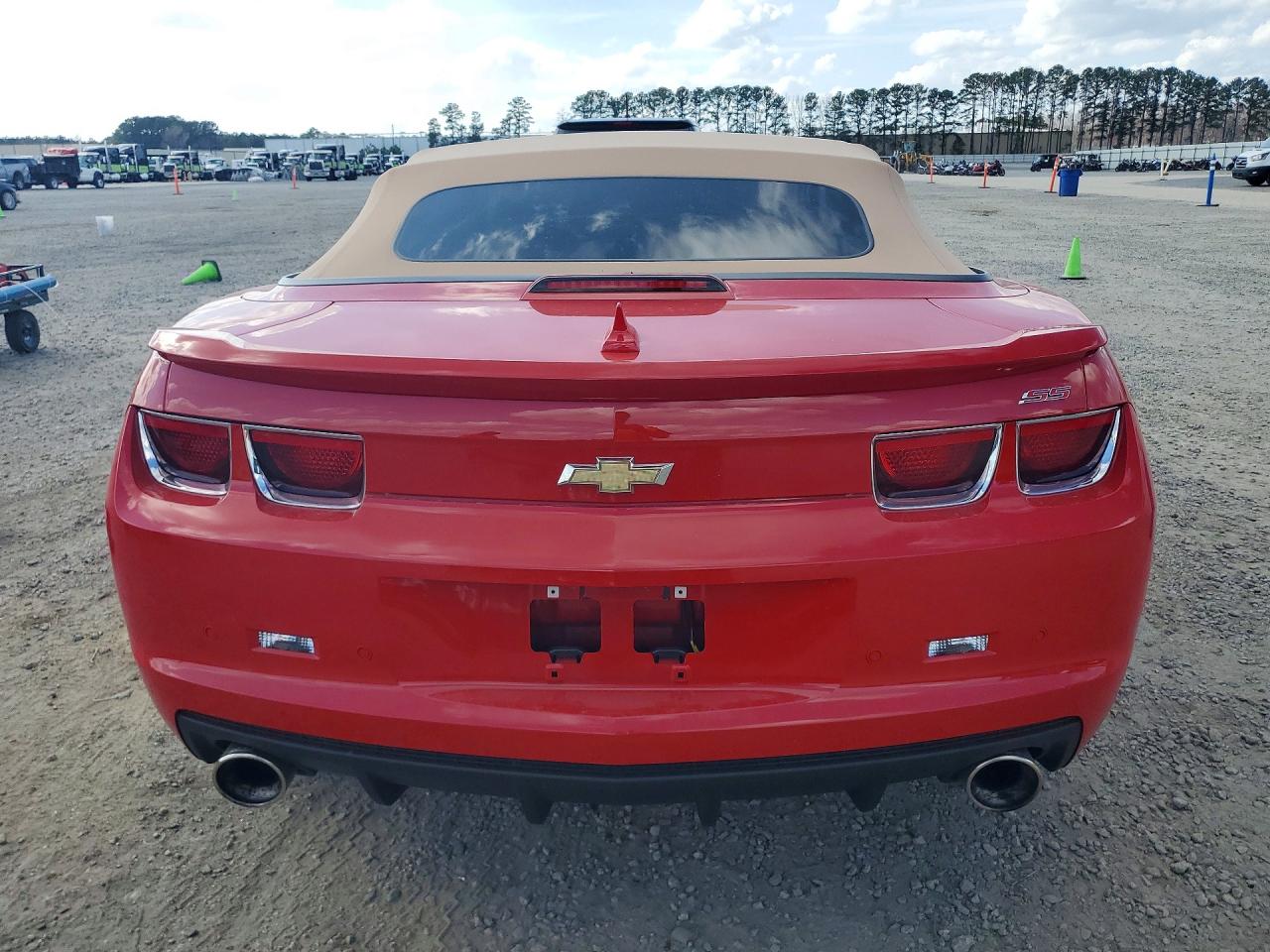 2011 CHEVROLET CAMARO 2SS photo 11