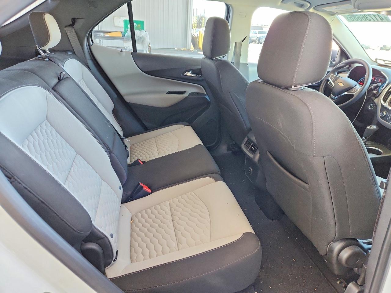 2020 CHEVROLET EQUINOX LS photo 11
