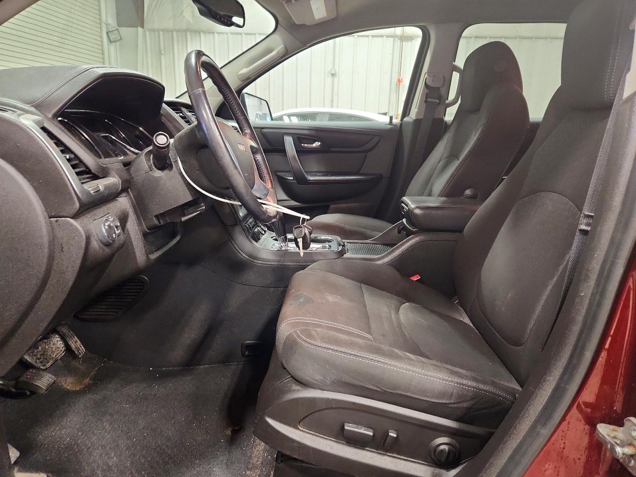 2016 GMC ACADIA SLE photo 13