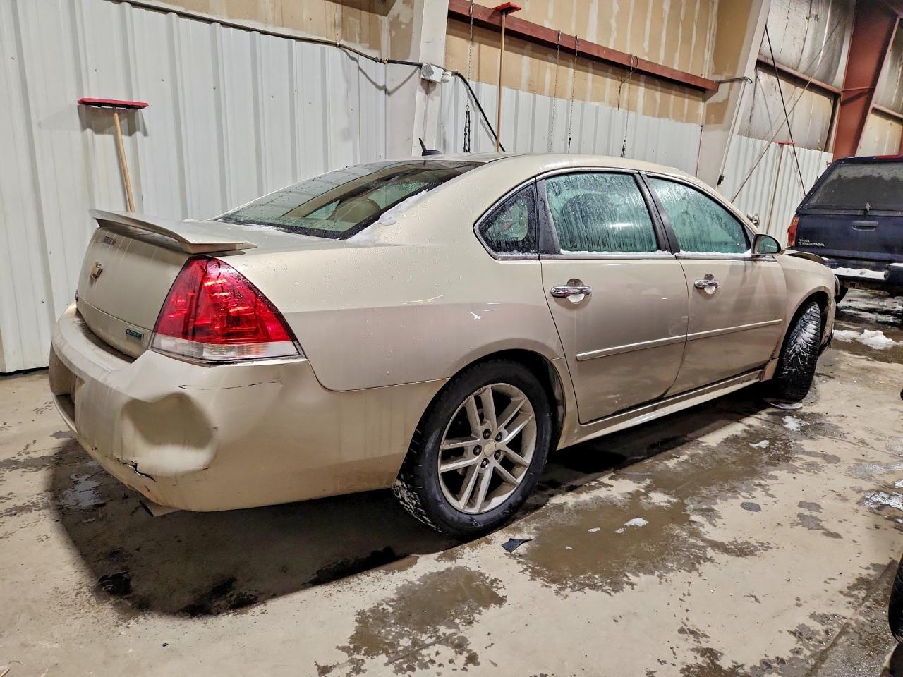 2012 CHEVROLET IMPALA LTZ photo 3