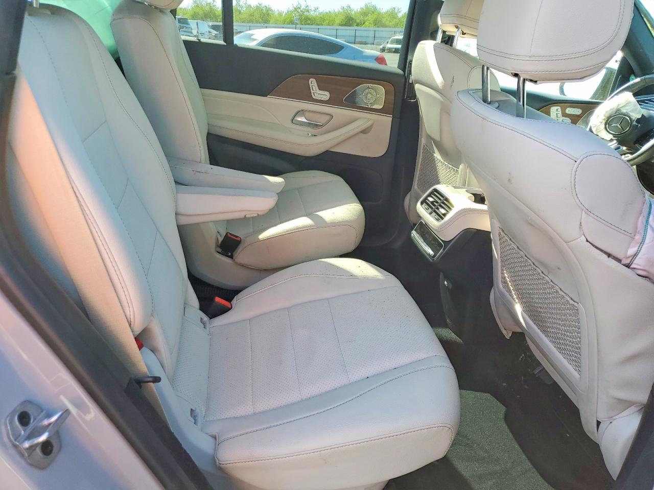 2024 MERCEDES-BENZ GLS 450 4MATIC photo 11