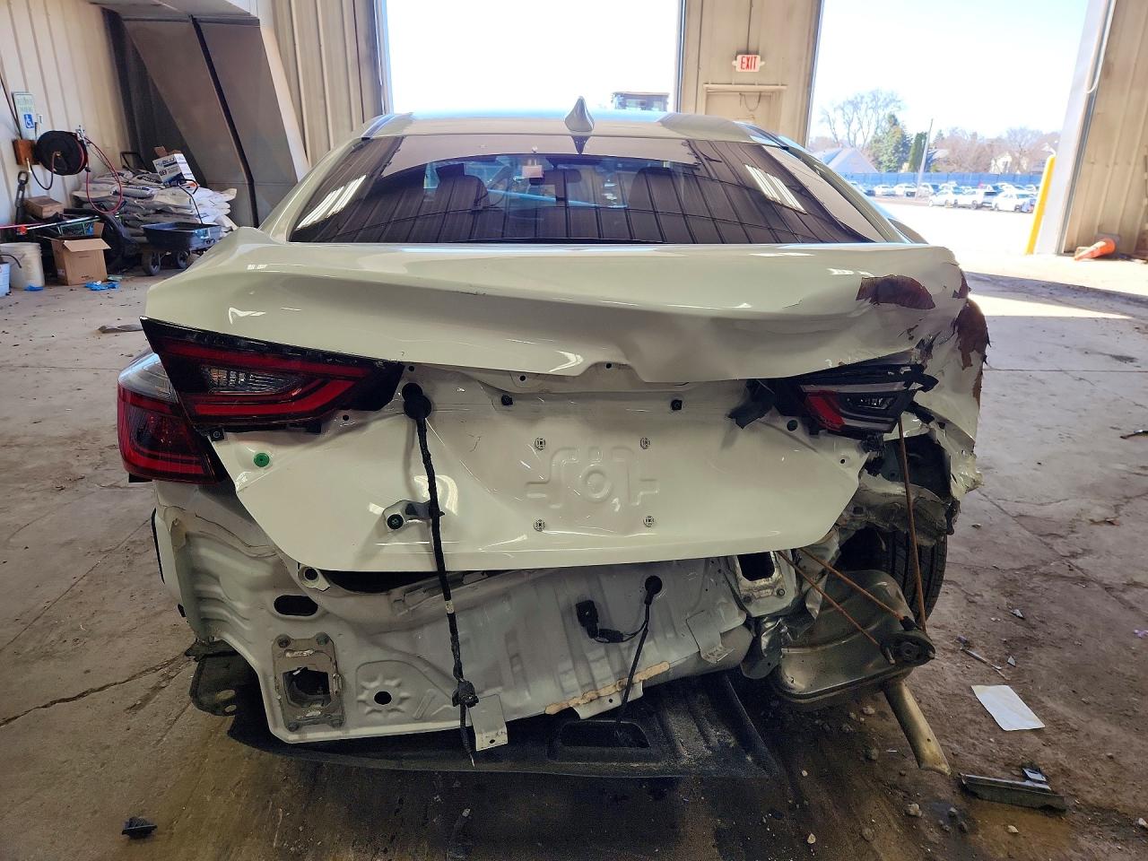 2019 HONDA INSIGHT EX photo 6
