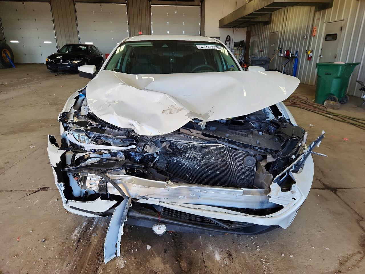 2019 HONDA INSIGHT EX photo 5