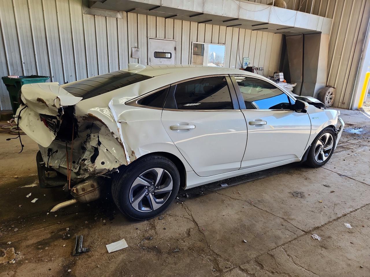 2019 HONDA INSIGHT EX photo 3