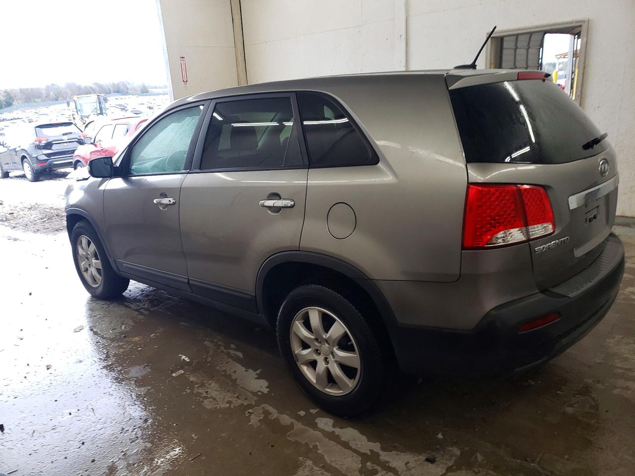 2012 KIA SORENTO LX photo 2