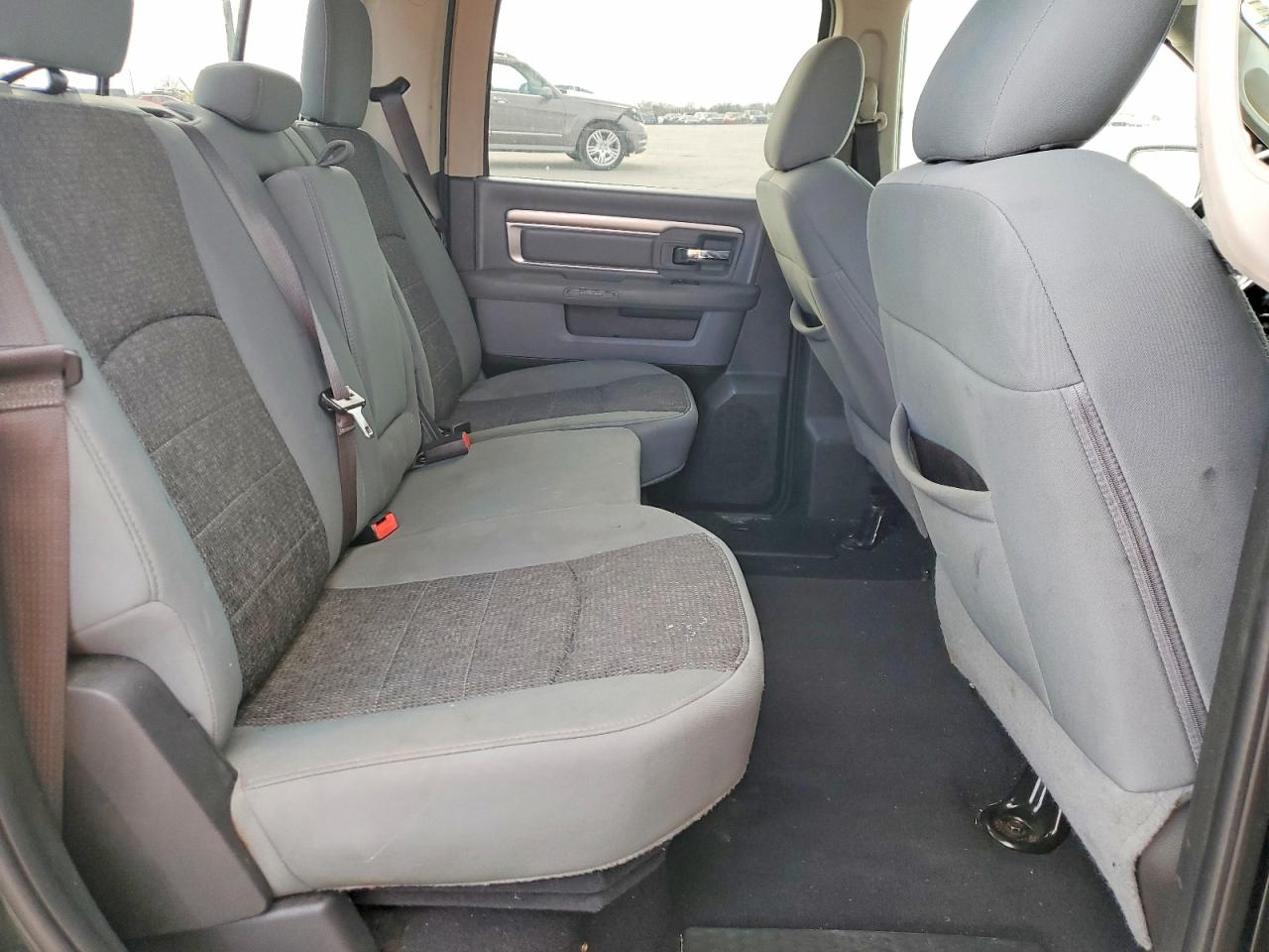 2019 RAM 1500 CLASSIC SLT photo 28