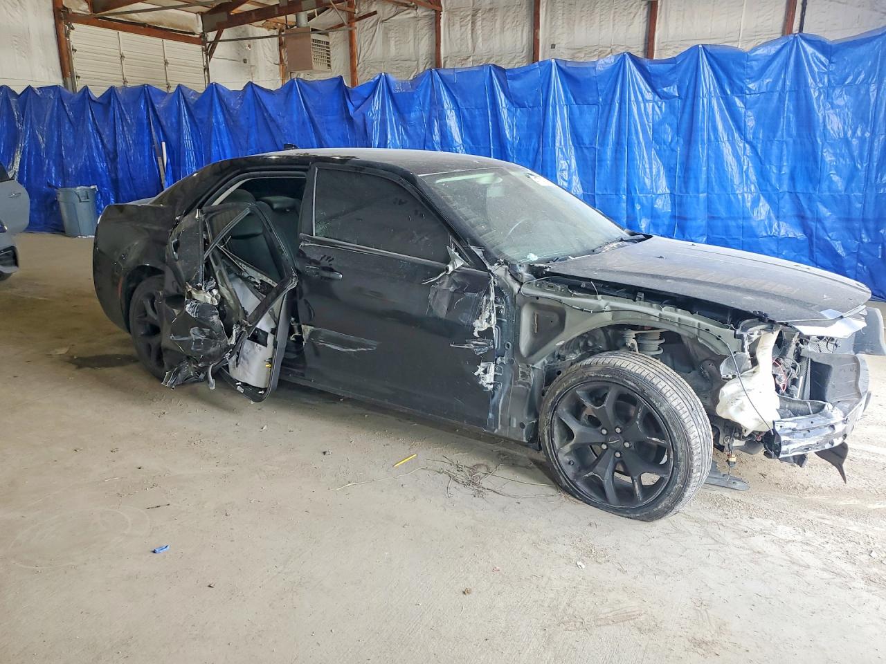 2021 CHRYSLER 300 TOURING photo 10