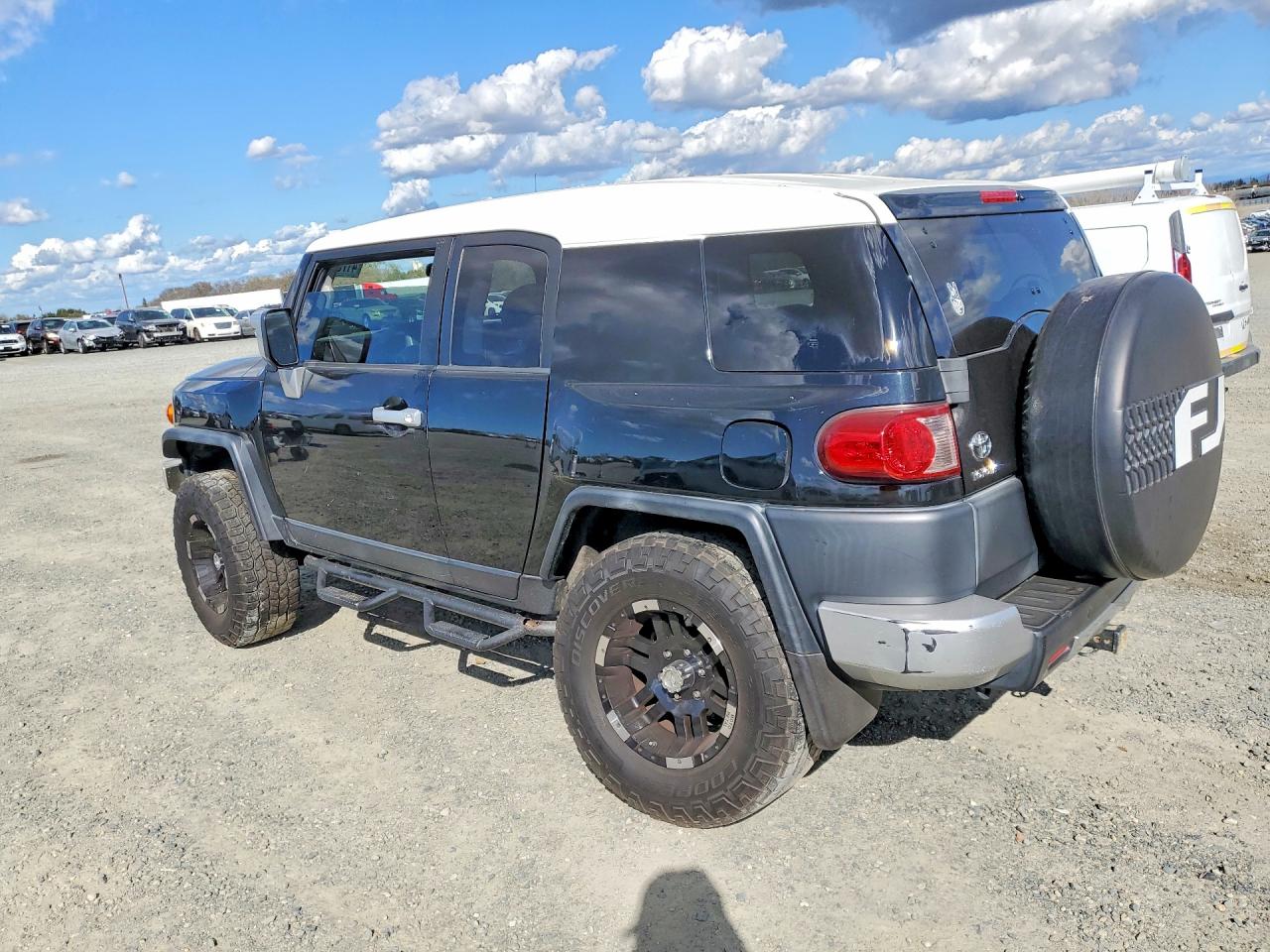 2007 TOYOTA FJ CRUISER BASE photo 3