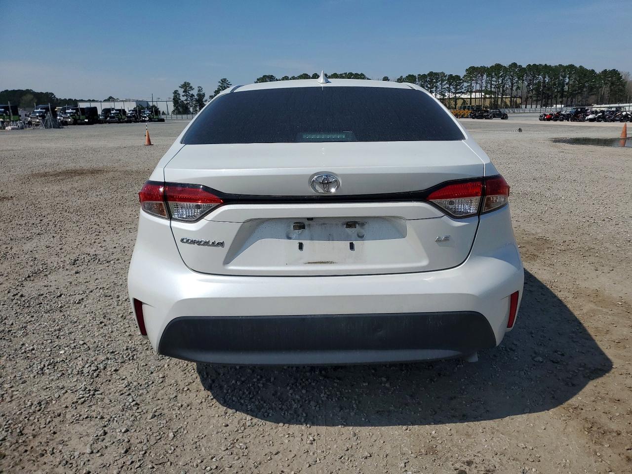 2023 TOYOTA COROLLA LE photo 16