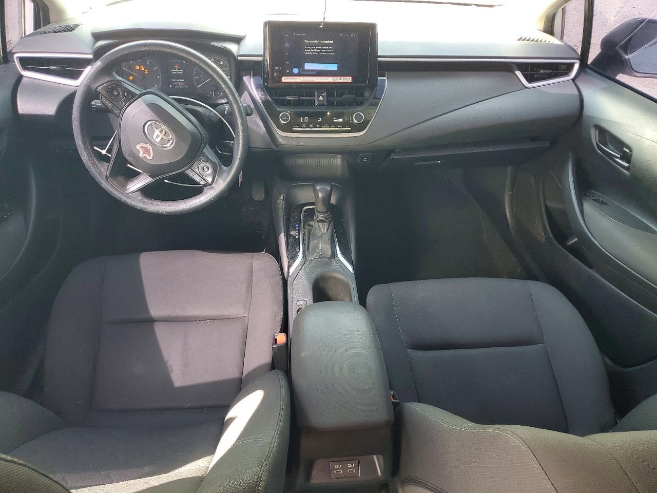 2023 TOYOTA COROLLA LE photo 22