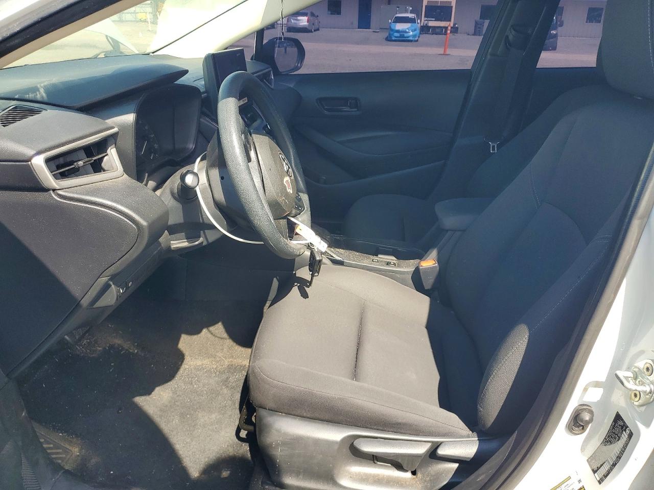 2023 TOYOTA COROLLA LE photo 19