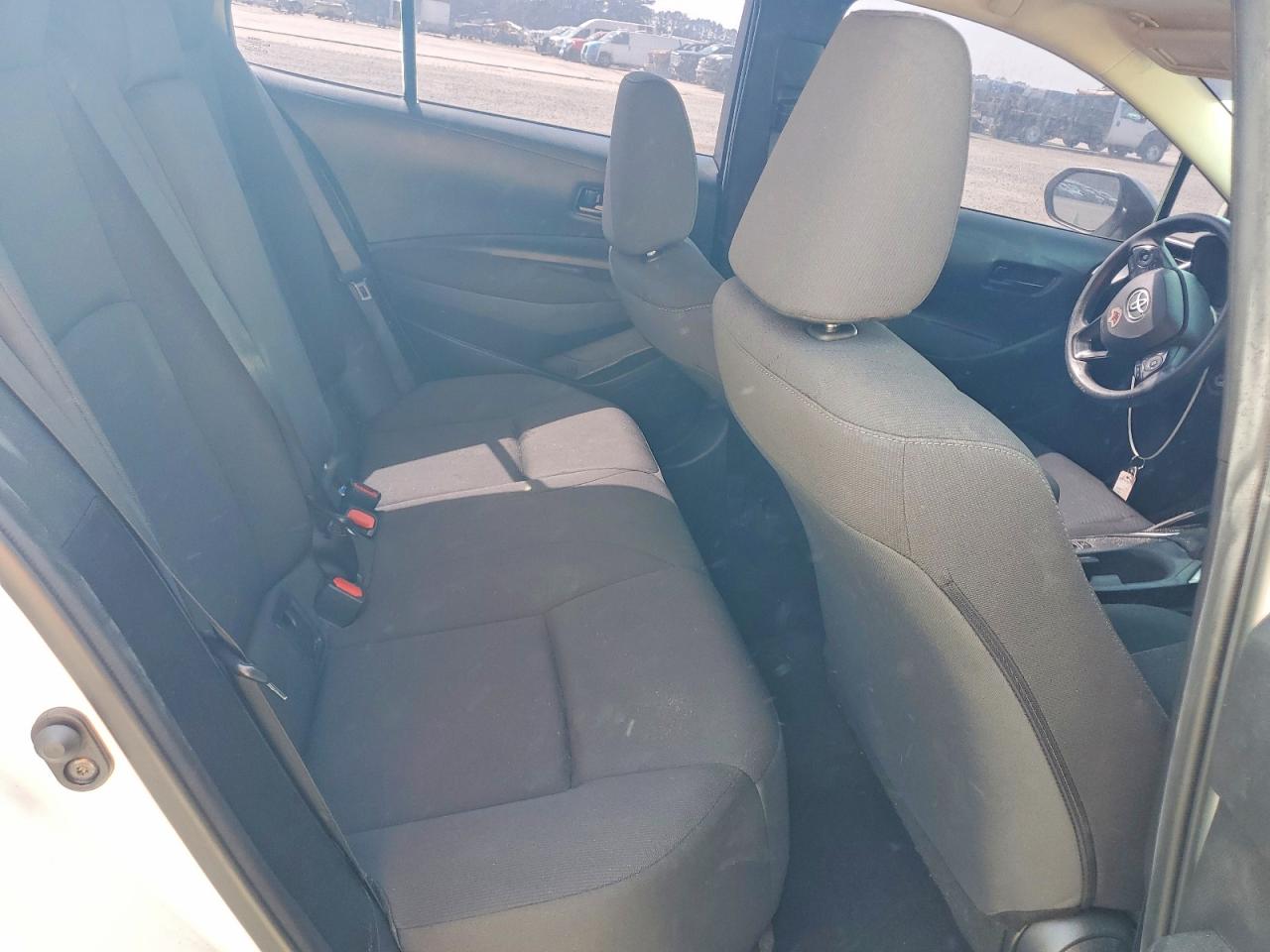 2023 TOYOTA COROLLA LE photo 28
