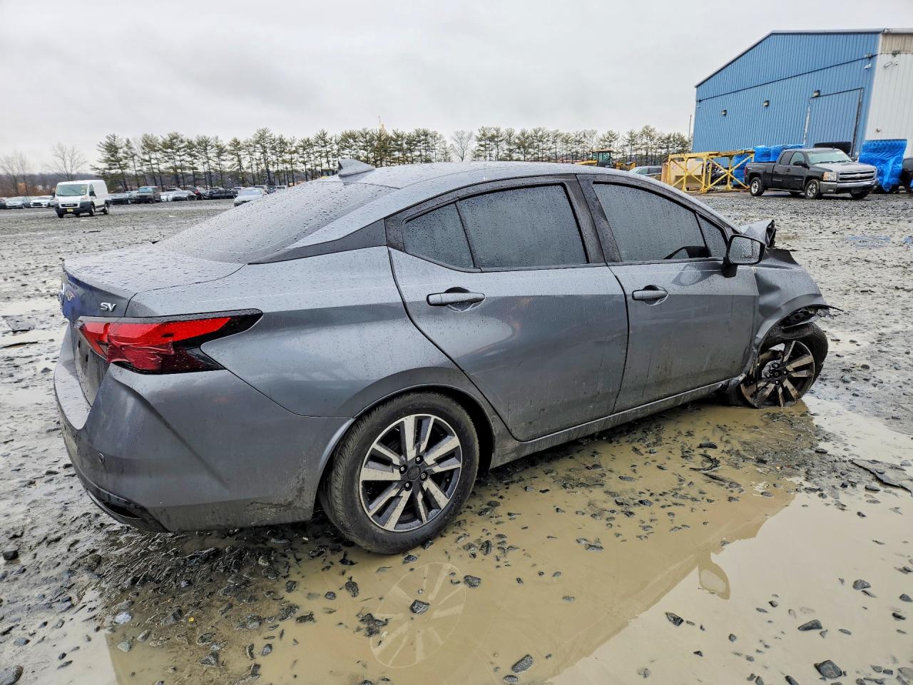 2020 NISSAN VERSA SV photo 7