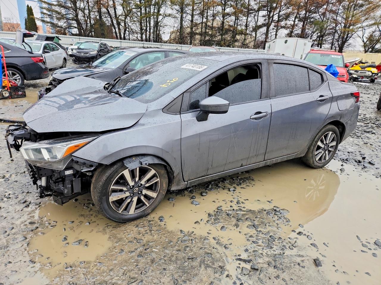 2020 NISSAN VERSA