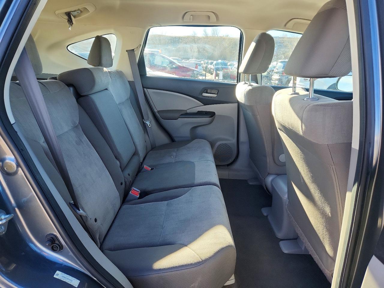 2014 HONDA CR-V LX photo 31