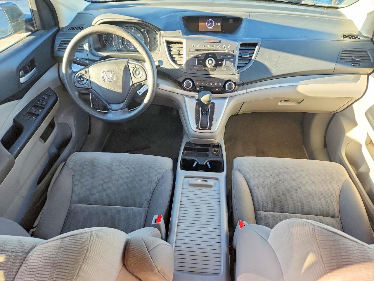2014 HONDA CR-V LX photo 22